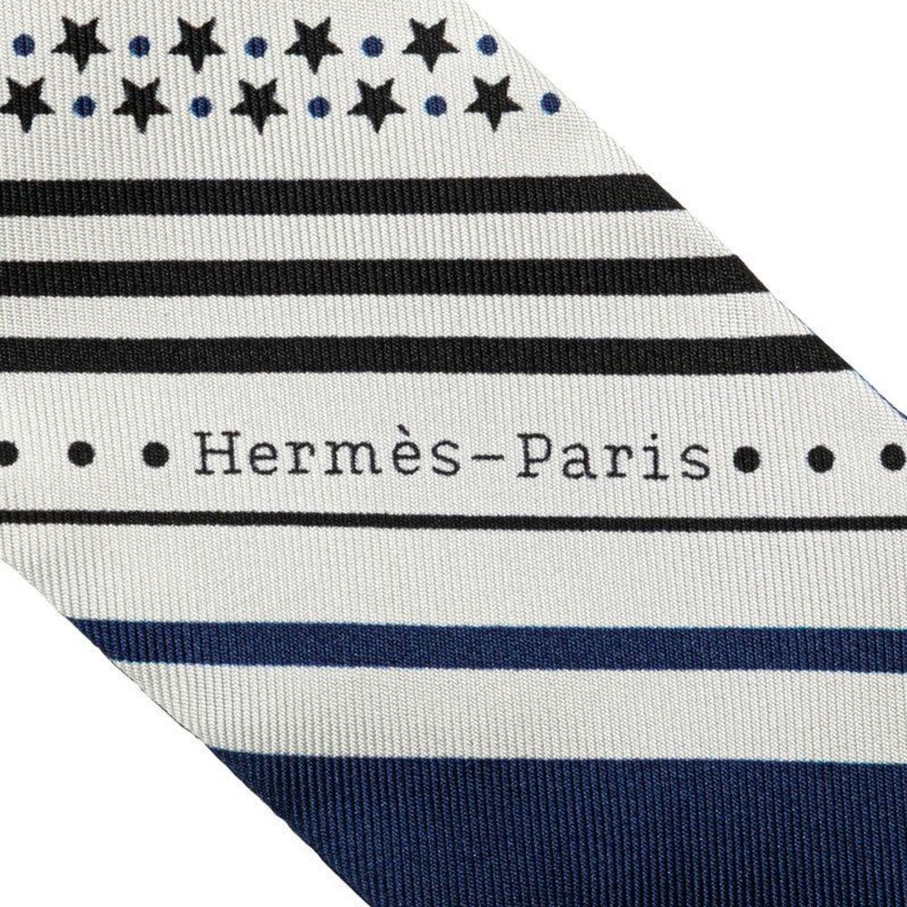 Hermes Festival des Amazones Silk Scarf - Picture 2 of 5